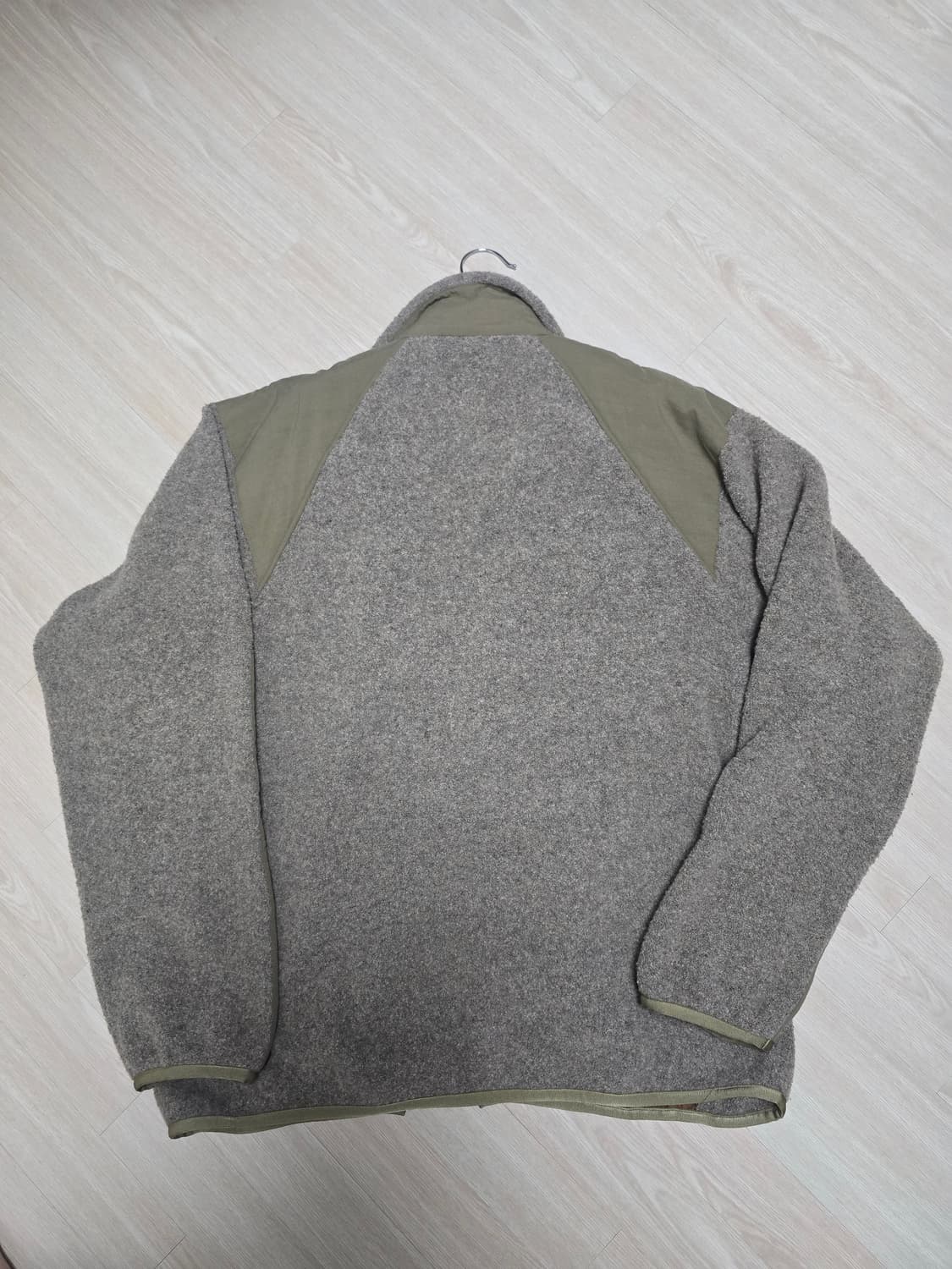 나나미카 보일드 울 집업 후리스 코요테
- xl 사이즈 상품이미지6