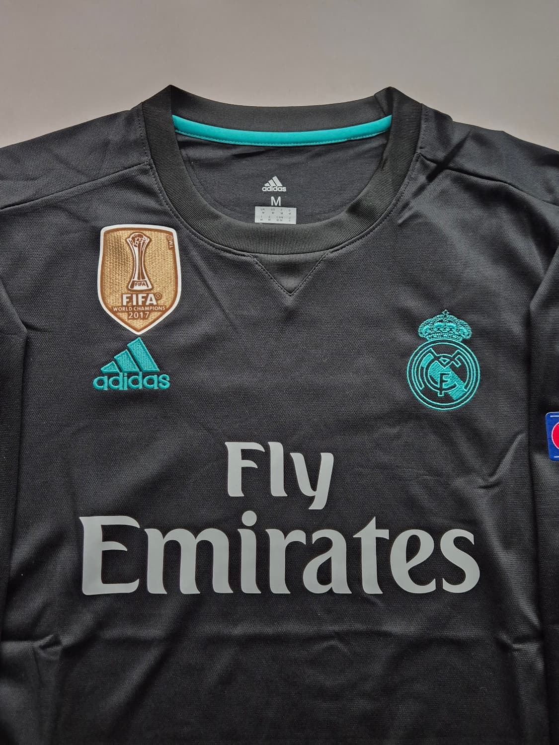 17-18 레알마드리드 어웨이 호날두 긴팔유니폼 M사이즈 레플리카  상품이미지3