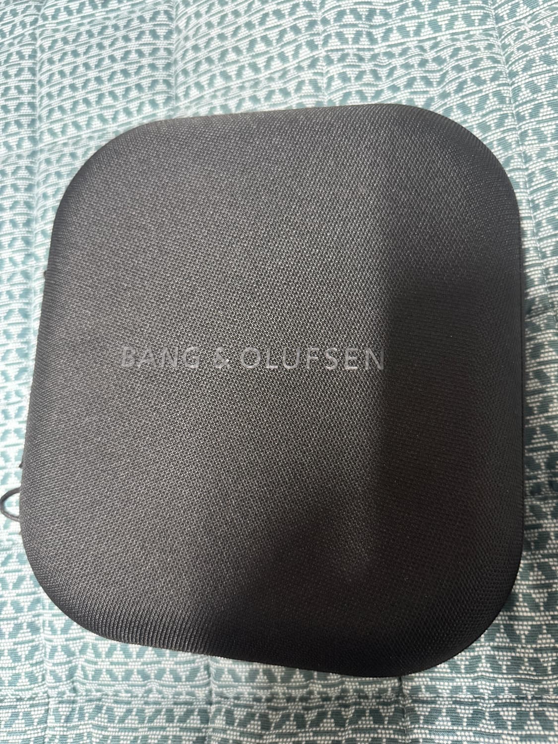 뱅앤올룹슨 베오플레이 HX 블랙 상품이미지3