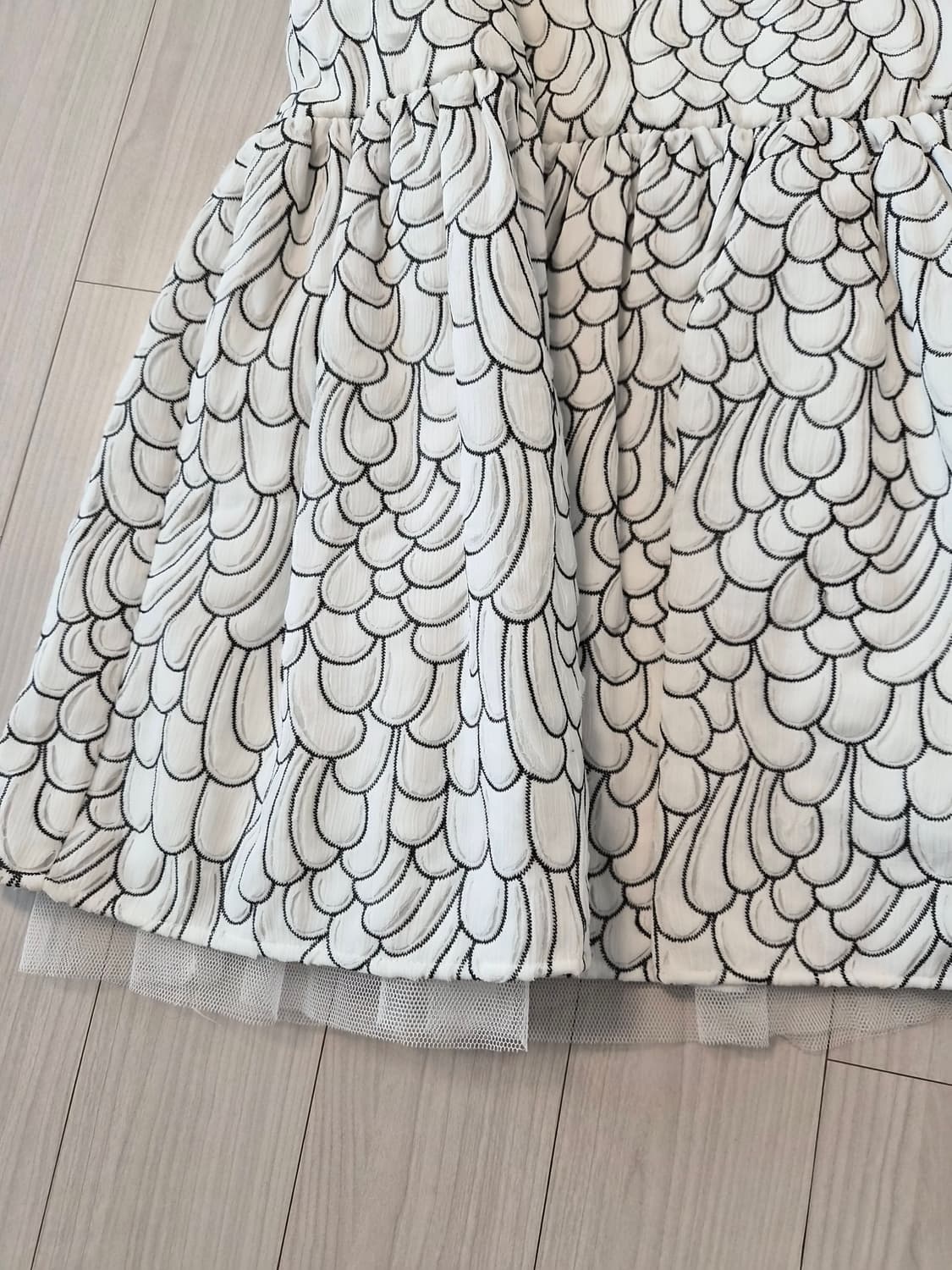 [정품] 마쥬(maje) 자수 레이어드 민소매 원피스 (2사이즈/55~ 상품이미지7