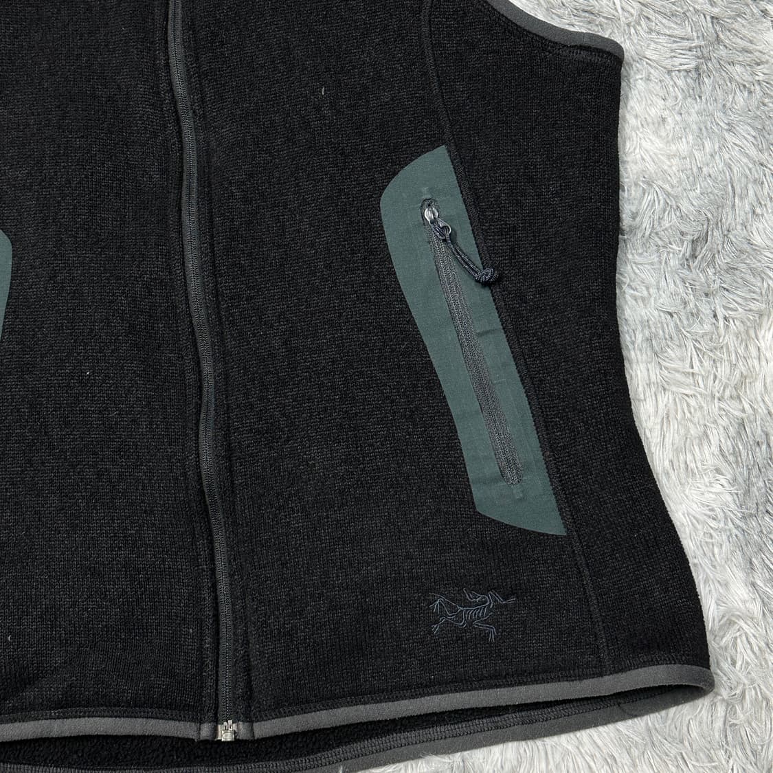 아크테릭스 블랙 플리스 조끼 m 상품이미지2