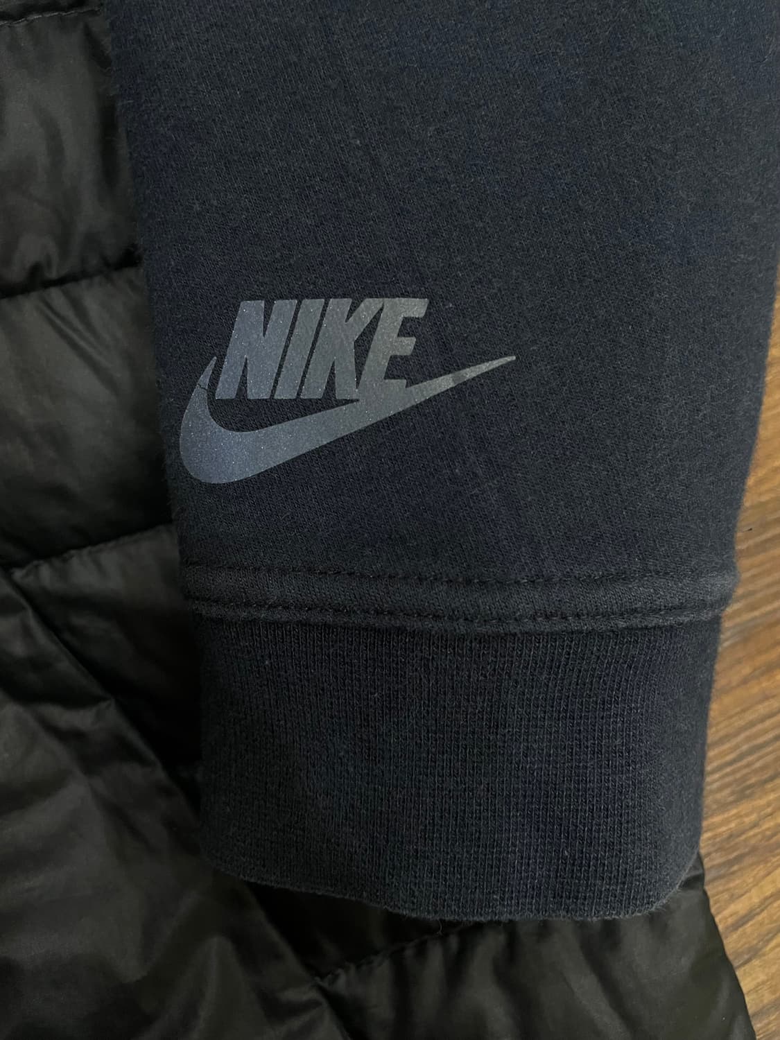 나이키 테크 플리스 에어로로프트 800 구스다운 자켓 블랙 상품이미지4