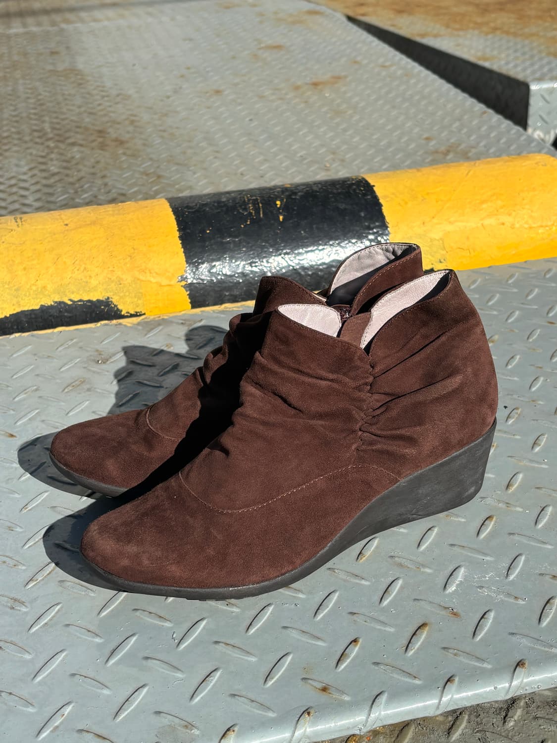 SALVATORE MELIANI 브라우니 셔링 웨지 앵클부츠 상품이미지2