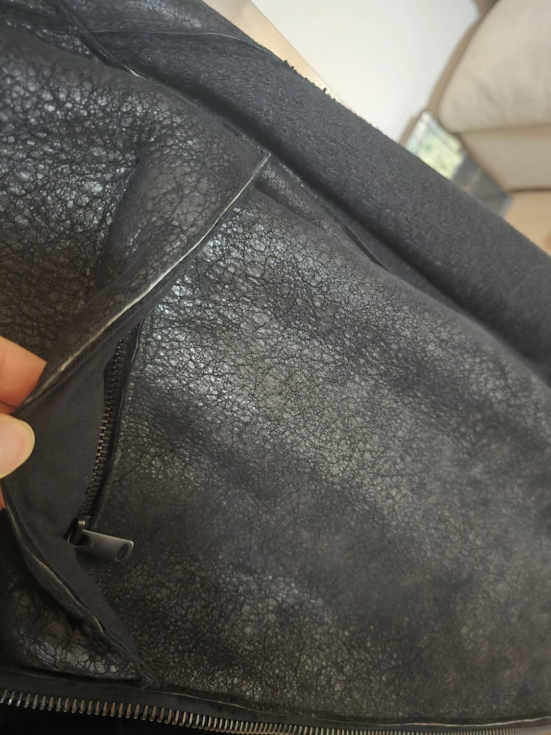 트랜짓 Transit 무스탕 가죽자켓 L사이즈입니다. 상품이미지4