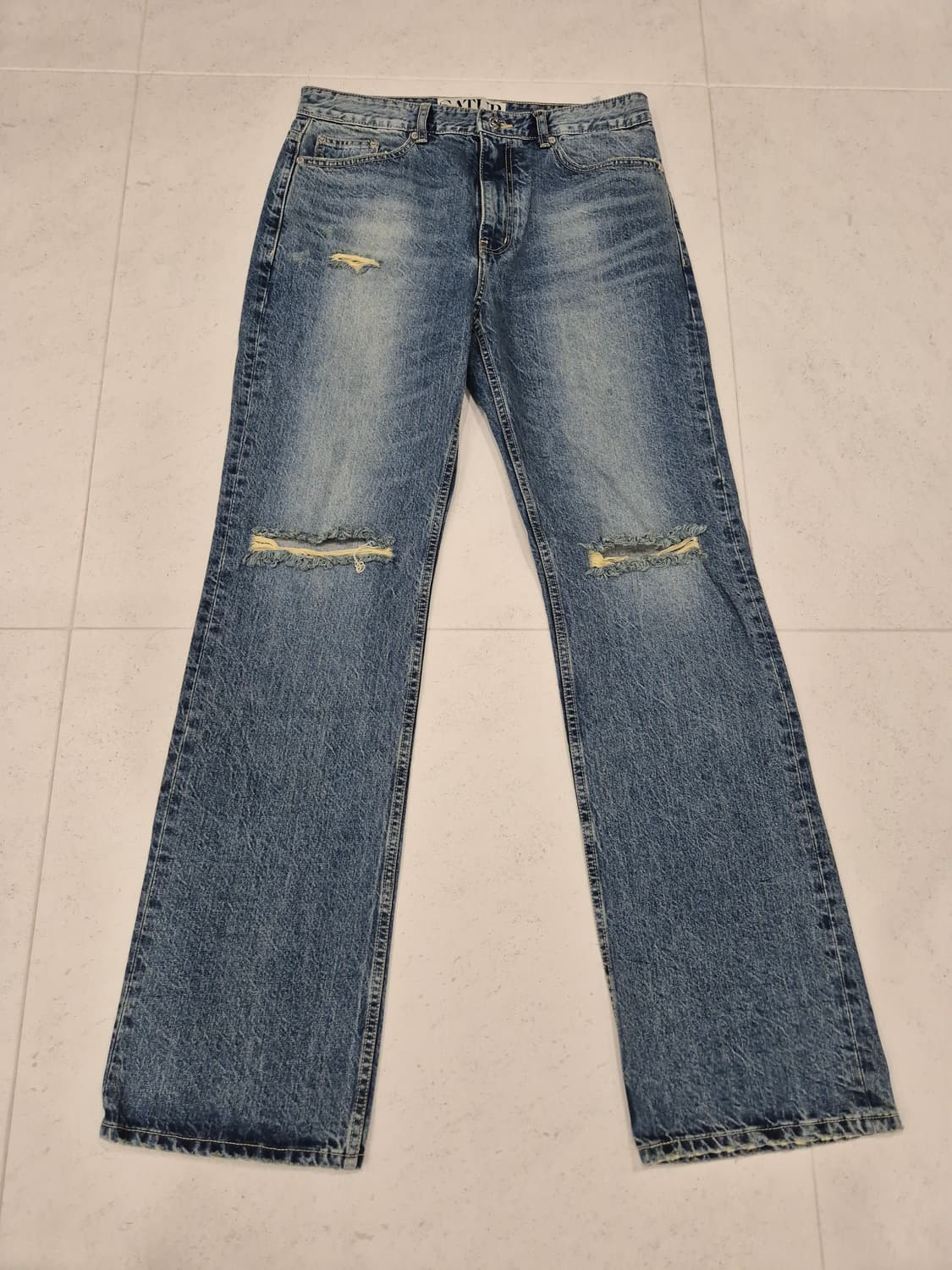 [SATUR] 디스트로이드 첼시 데님 팬츠 상품이미지1