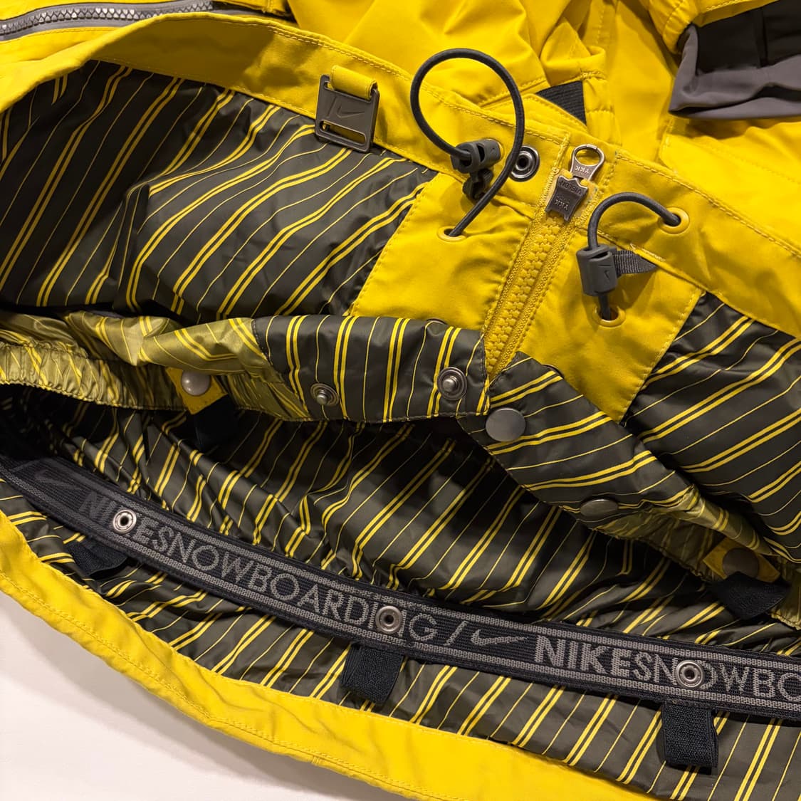 [L] 10s 나이키 고어텍스 스케이트보딩 옐로우 바람막이 자켓 C528 상품이미지9