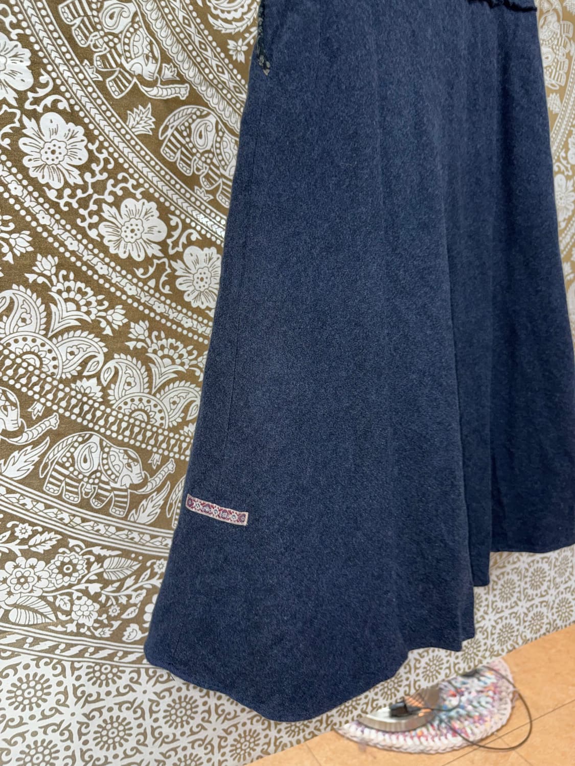 써스데이아일랜드 여성 모직 네이비 스커트  상품이미지6