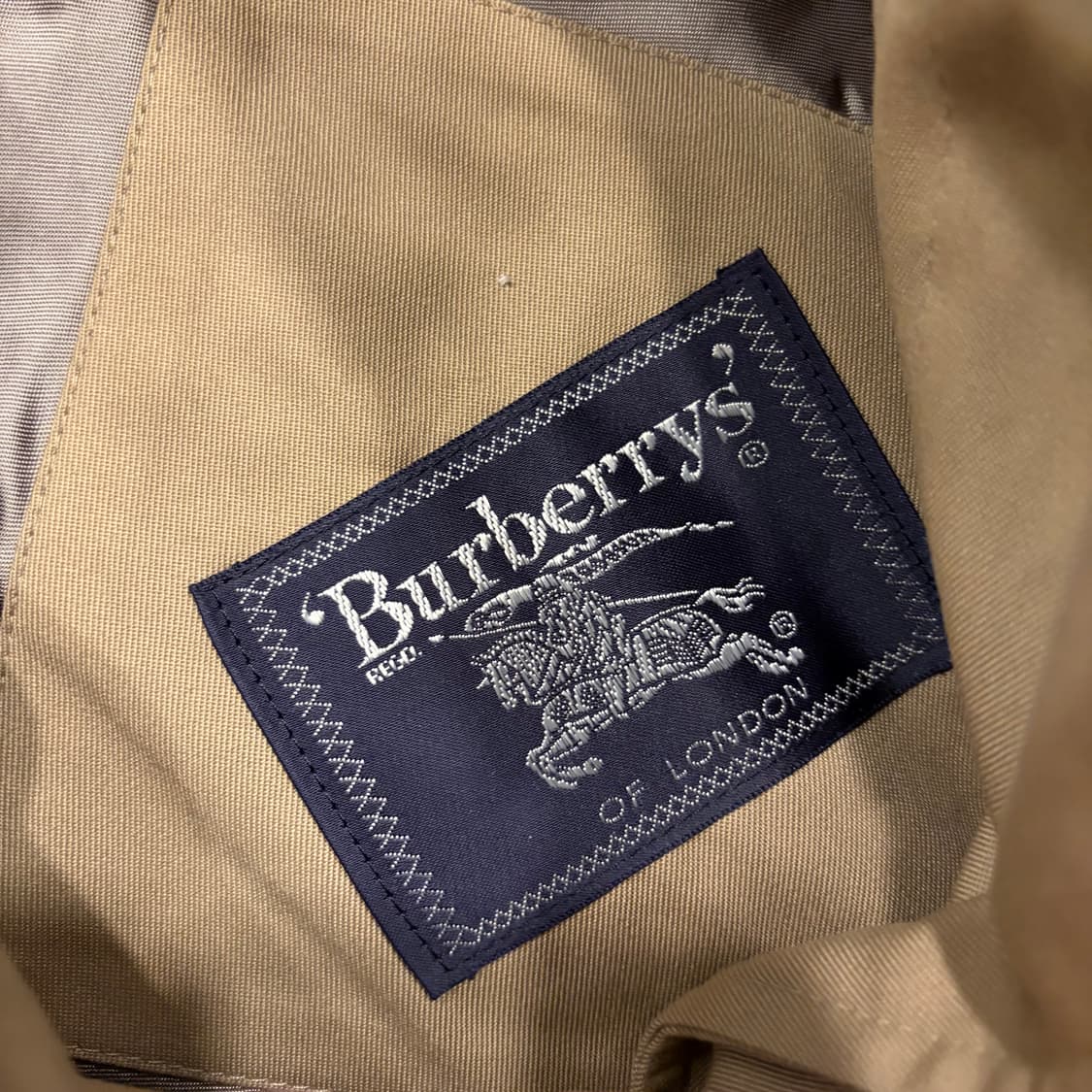 버버리 내피 트렌치 코트 베이지 체크 카라 D57 상품이미지5