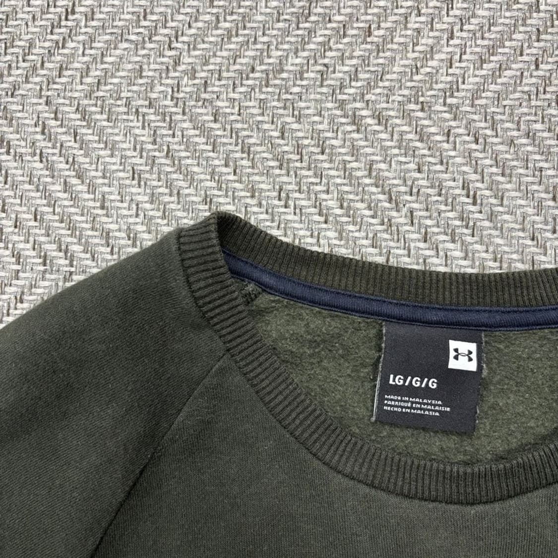 언더아머 패치 맨투맨 v0244 상품이미지4