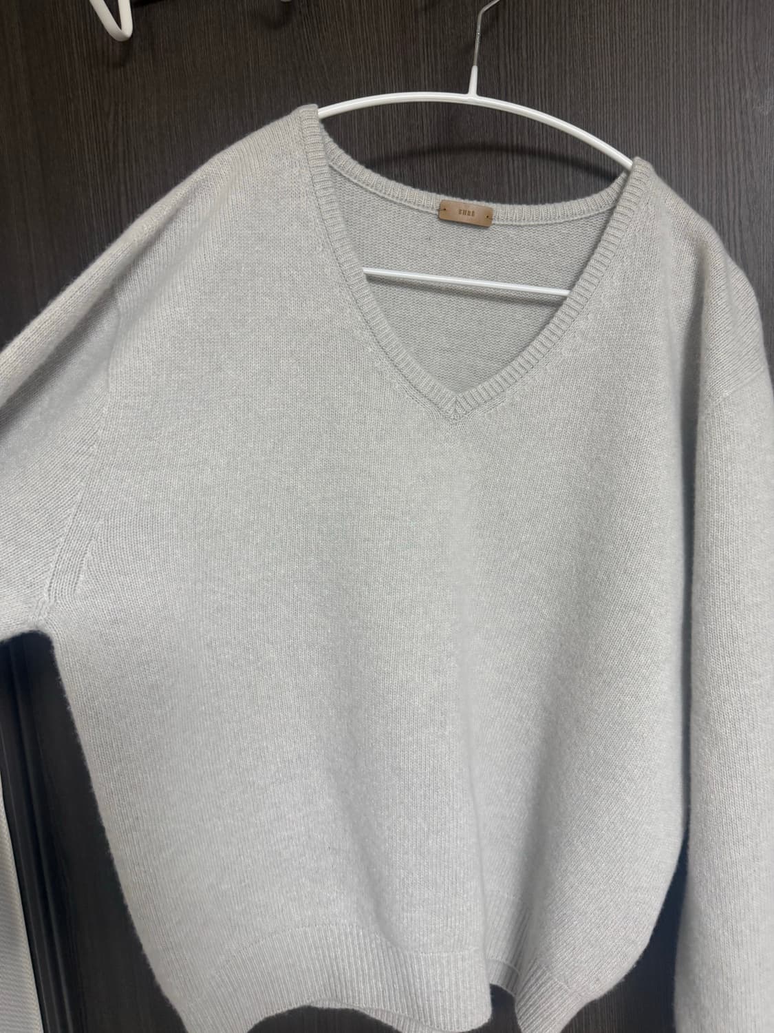 에레 ehre 캐시미어 블렌드 브이넥 풀오버/라이트그레이 상품이미지4