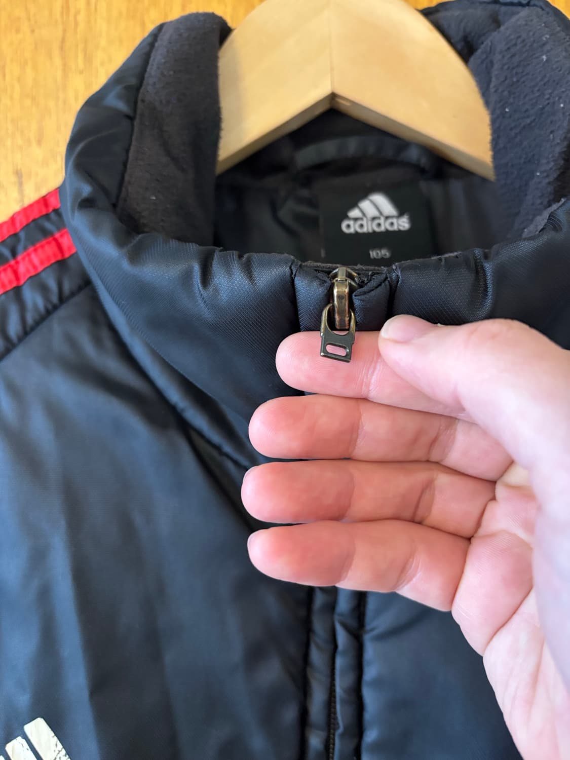 아디다스 AC밀란 패딩 블랙/레드 상품이미지2