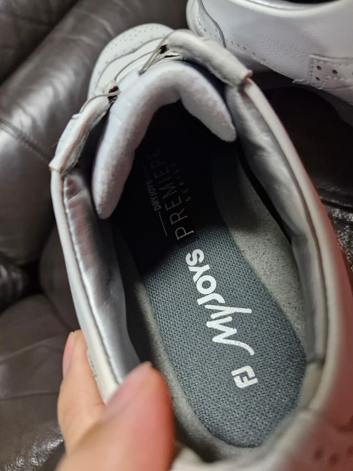 신품급)풋조이 FJ 프리미어윙팁 보아 골프화 245mm 상품이미지5