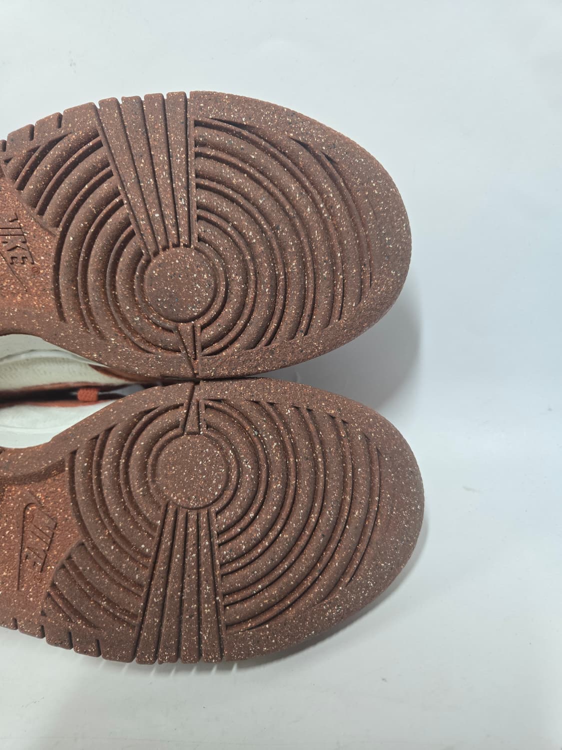 나이키 덩크 로우 SE썬 클럽 번트선라이즈235mm 상품이미지7