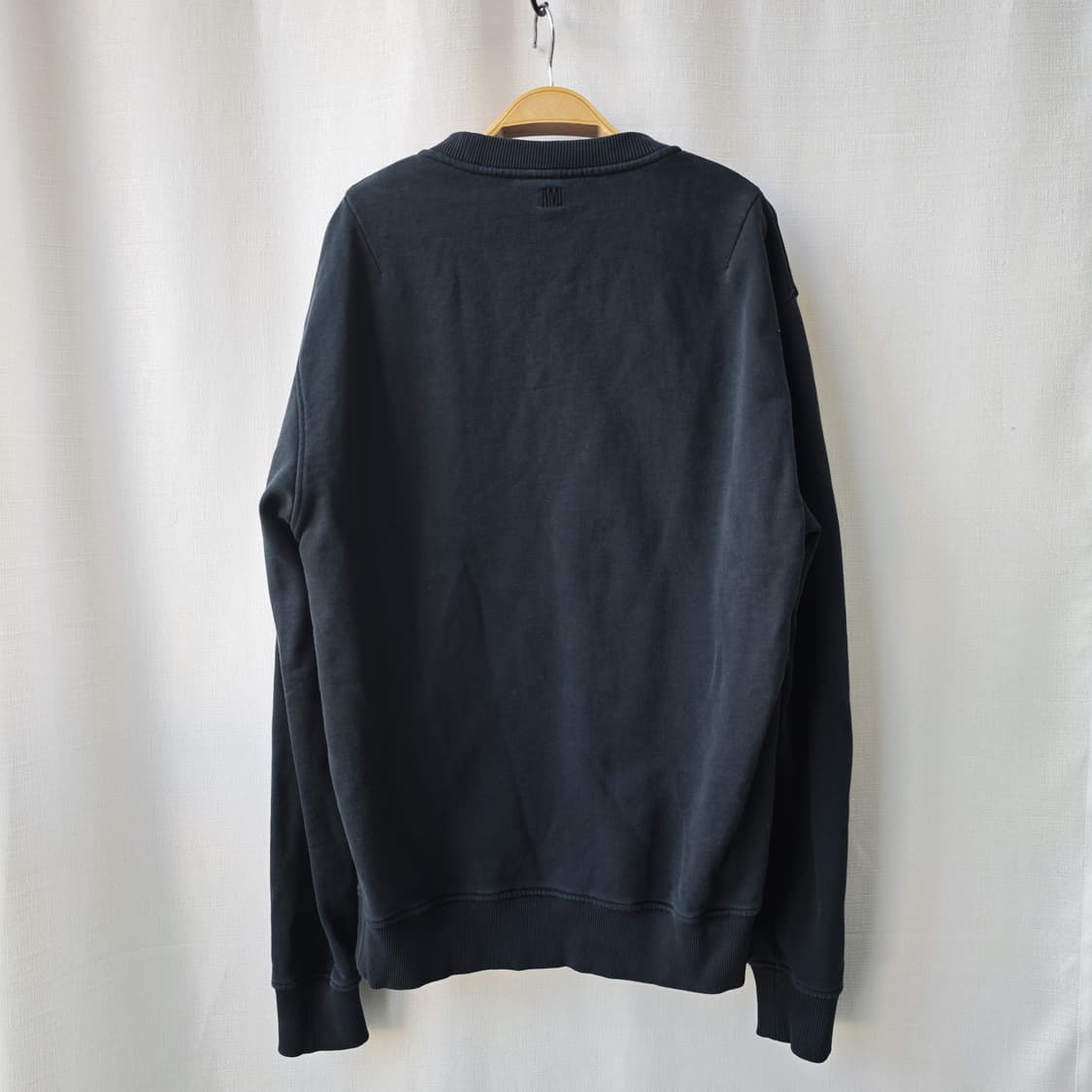 아미 AMI 스몰 하트 로고 맨투맨 블랙 L 상품이미지6