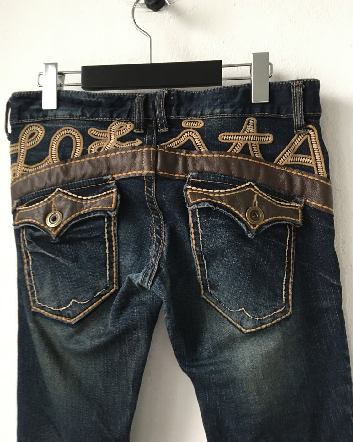 back patch point washing denim pants 상품이미지3
