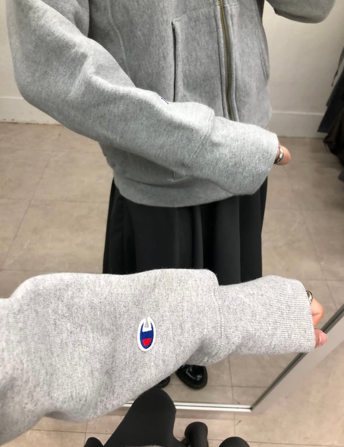 베이프 X 챔피언 후드 집업 상품이미지1