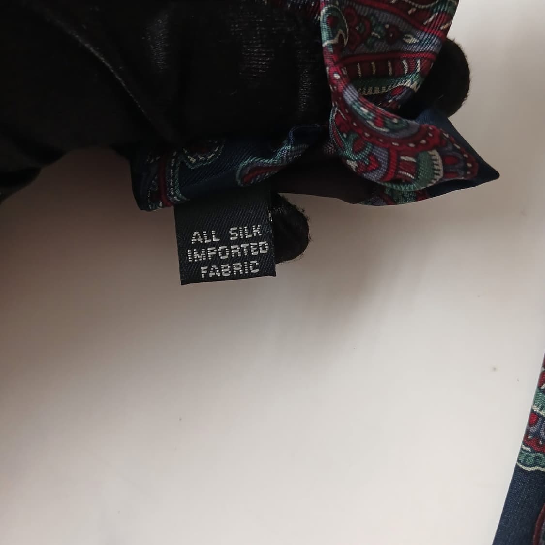 지방시 실크 네이비 페이즐리 넥타이 10.2cm A등급 A18911
 상품이미지9