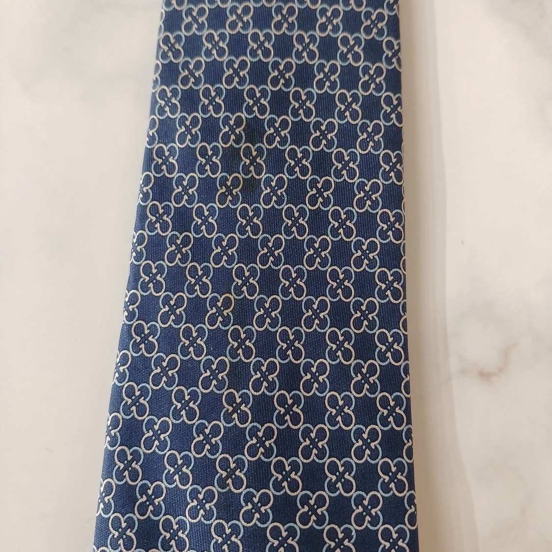 페라가모 실크 간치니&클로버 넥타이 8.5cm A~B등급 A19212
 상품이미지7