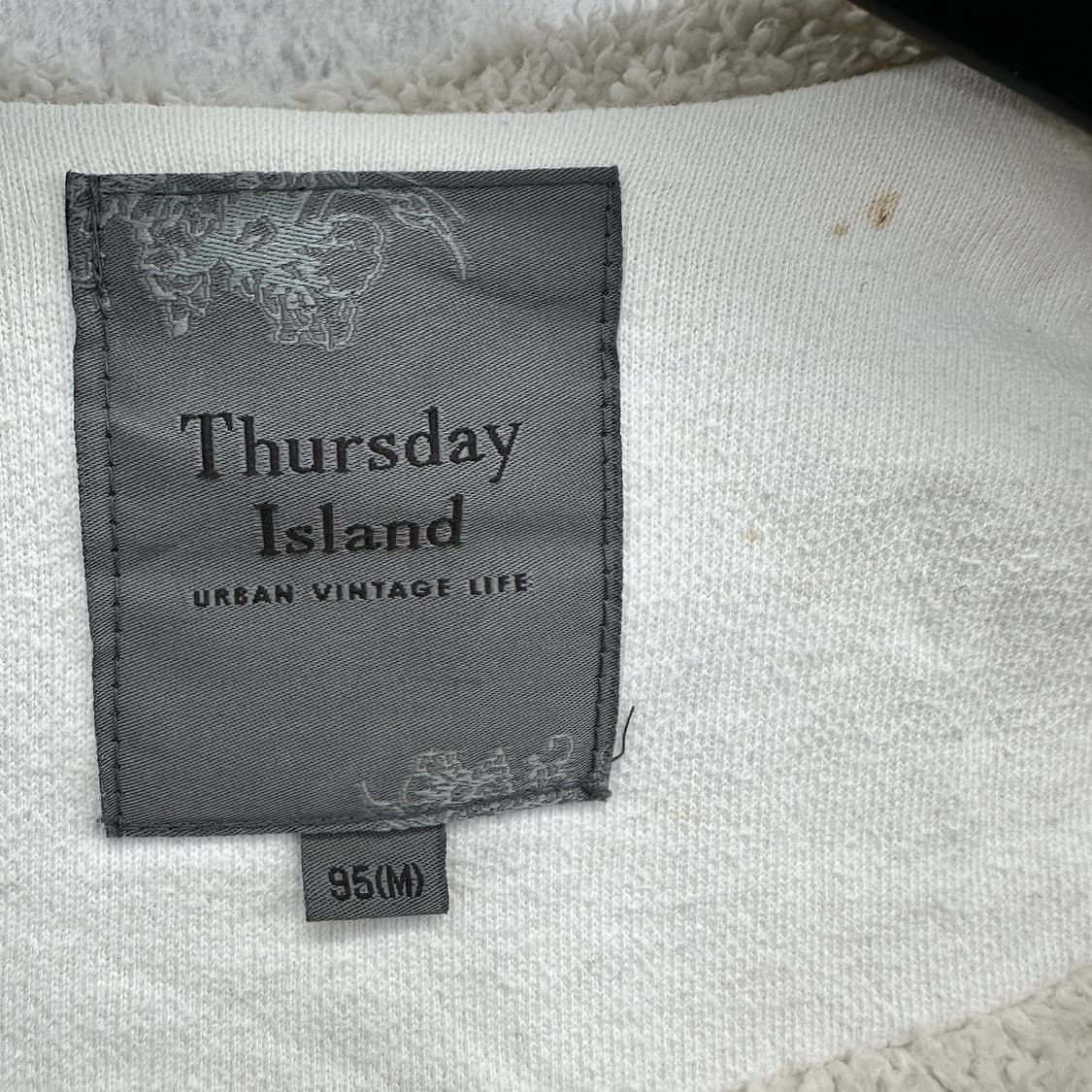 95 써스데이 아일랜드 y2k 여자 퍼 후드집업 상품이미지4