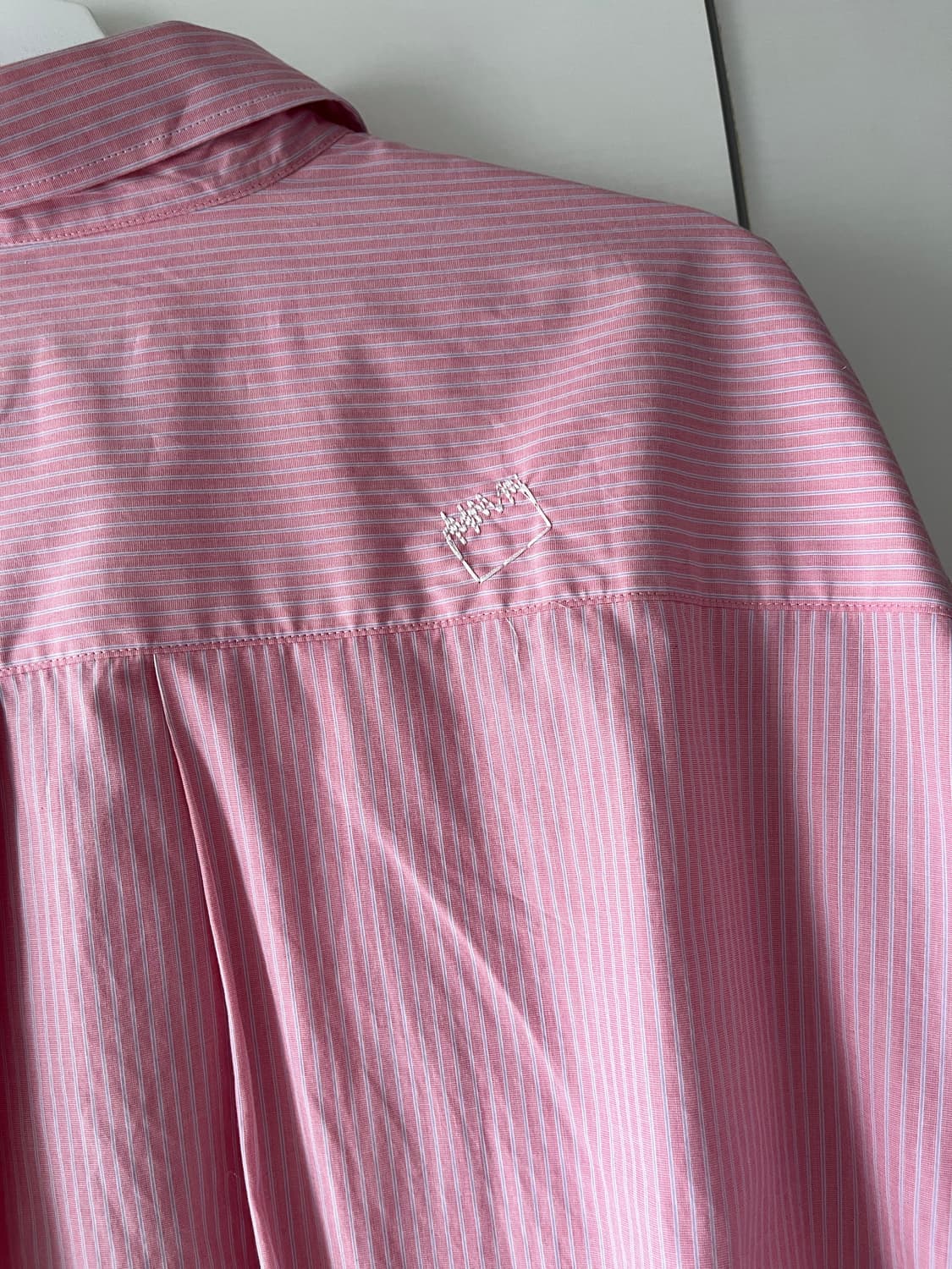 아더에러 아르투 셔츠 핑크 상품이미지7