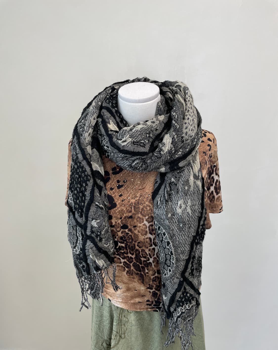 빈티지 3D 페이즐리 머플러  상품이미지1