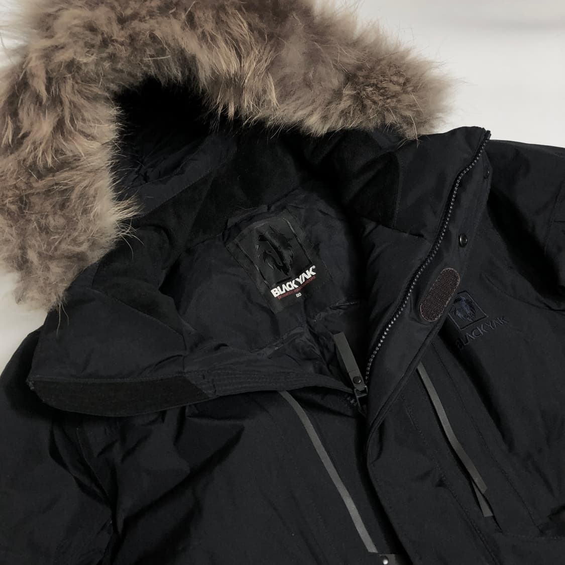 블랙야크 고어텍스 패딩 L 상품이미지3