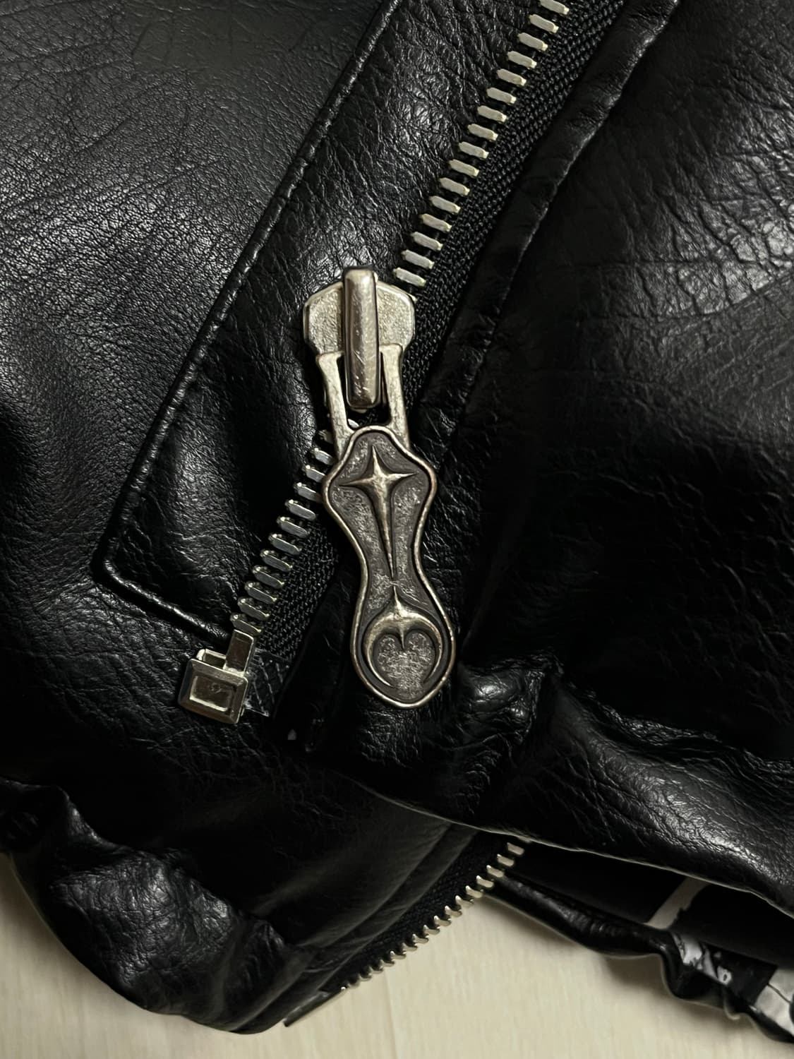 떠그클럽 레더패딩 3 상품이미지7