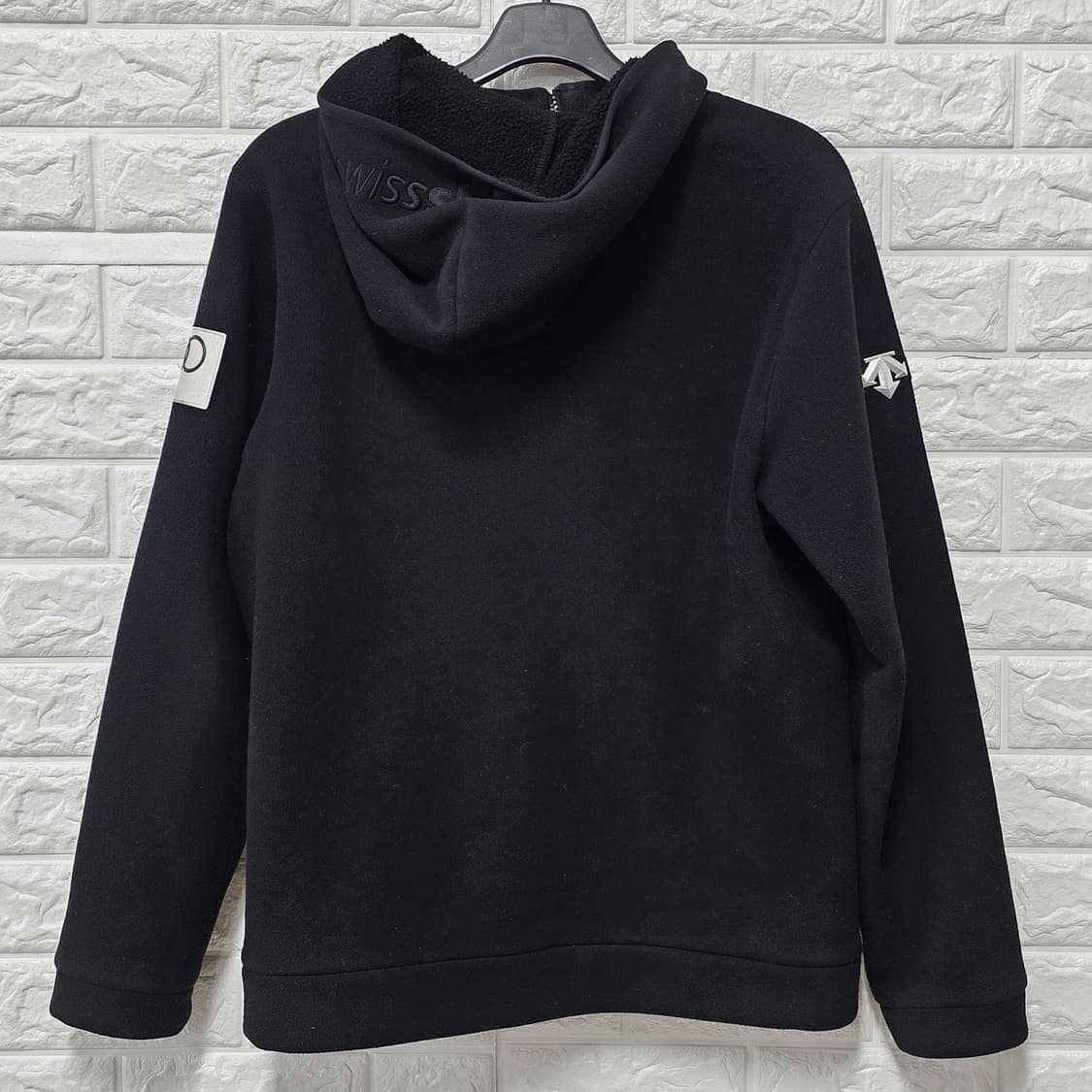 택포// 데상트 아우디 스위스 스키 후리스 100  상품이미지4