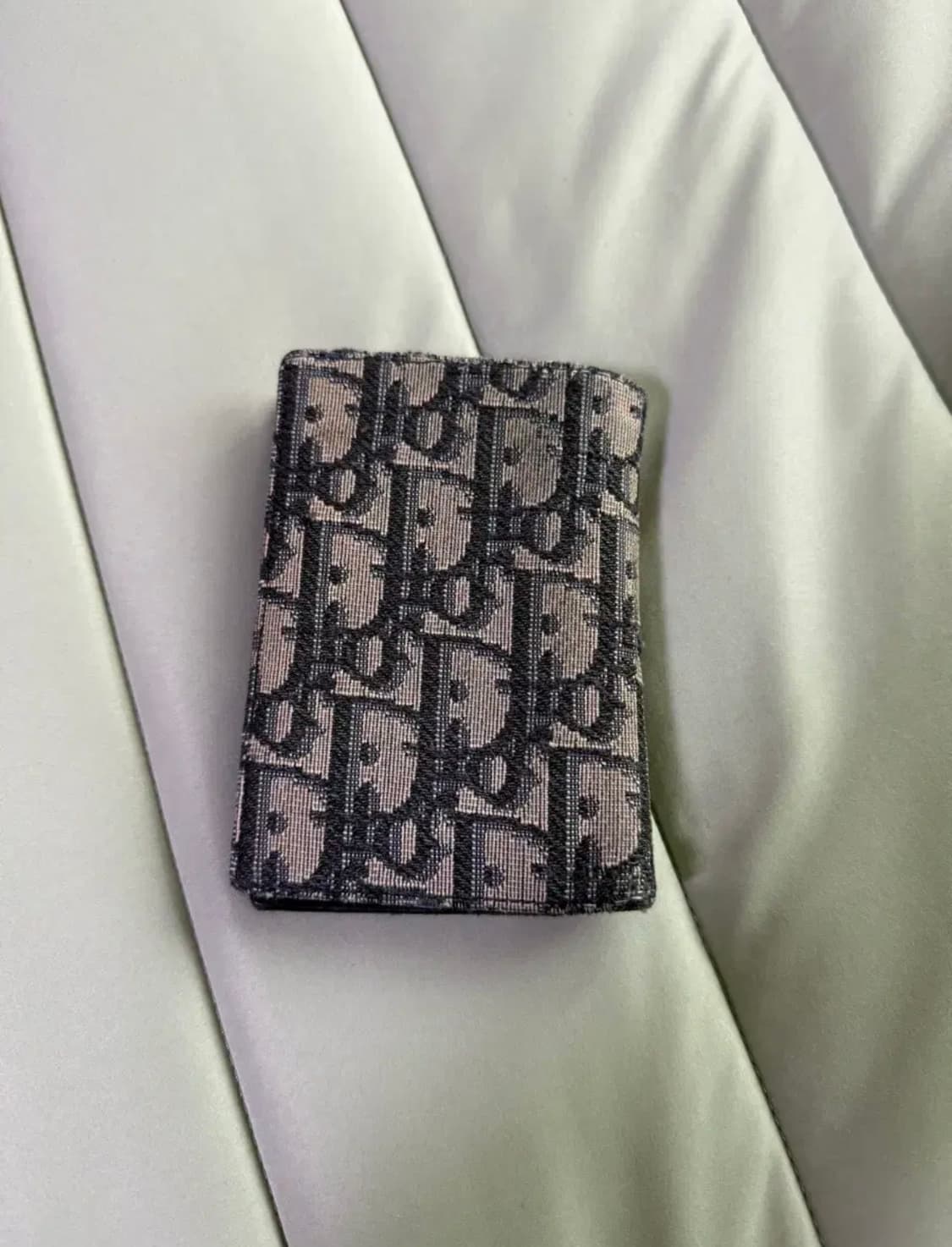 디올 오블리크 오거나이저 카드지갑 상품이미지4