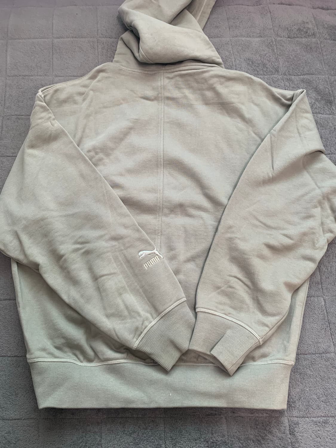 퓨마 후드티 상품이미지2