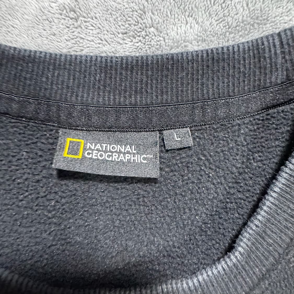 내셔널지오그래픽 후리스 맨투맨 상품이미지4