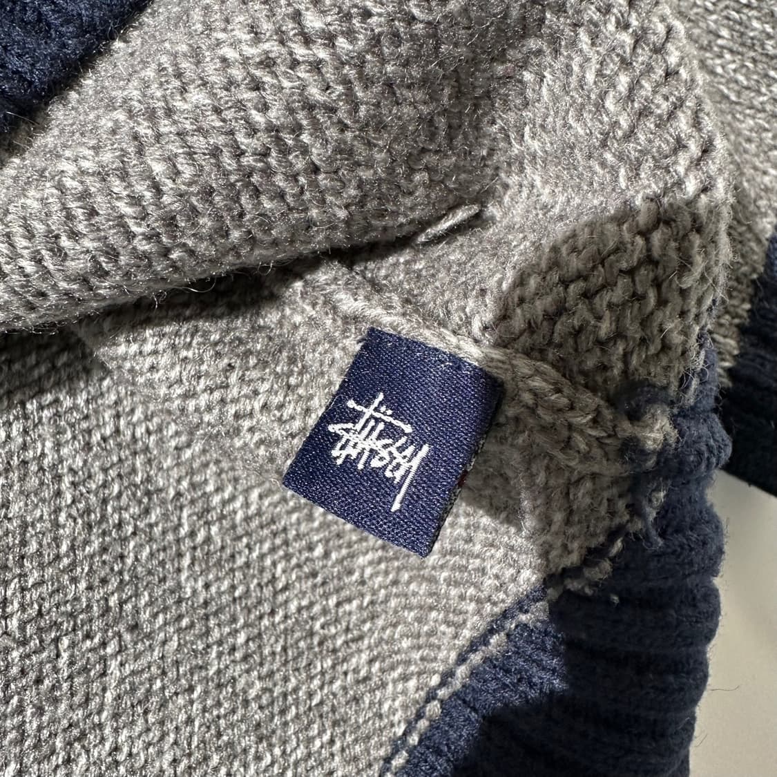 스투시 90‘s 체스트로고 라운드 니트 상품이미지7