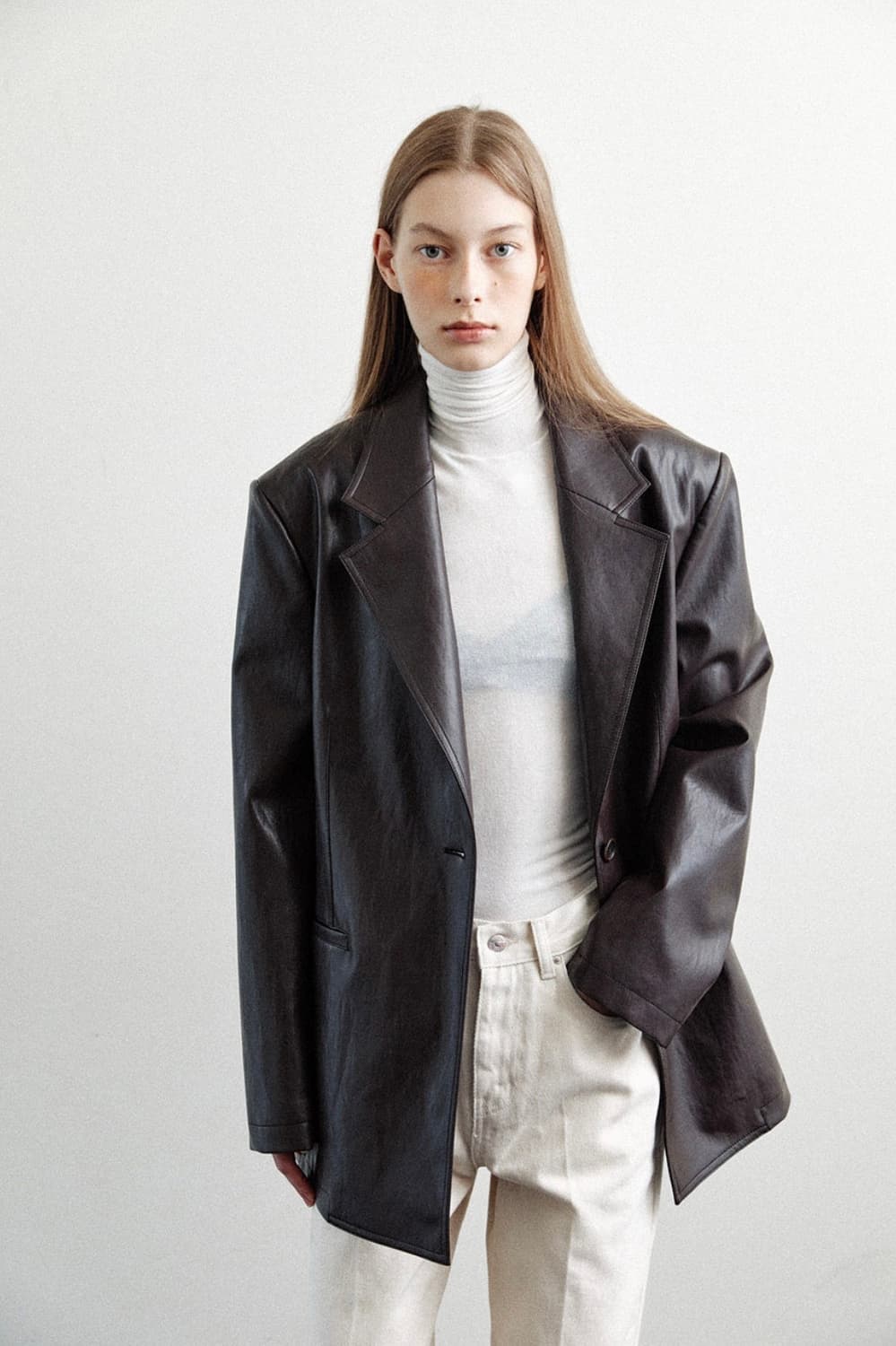 르 Faux leather over-fit blazer (brown) 상품이미지6