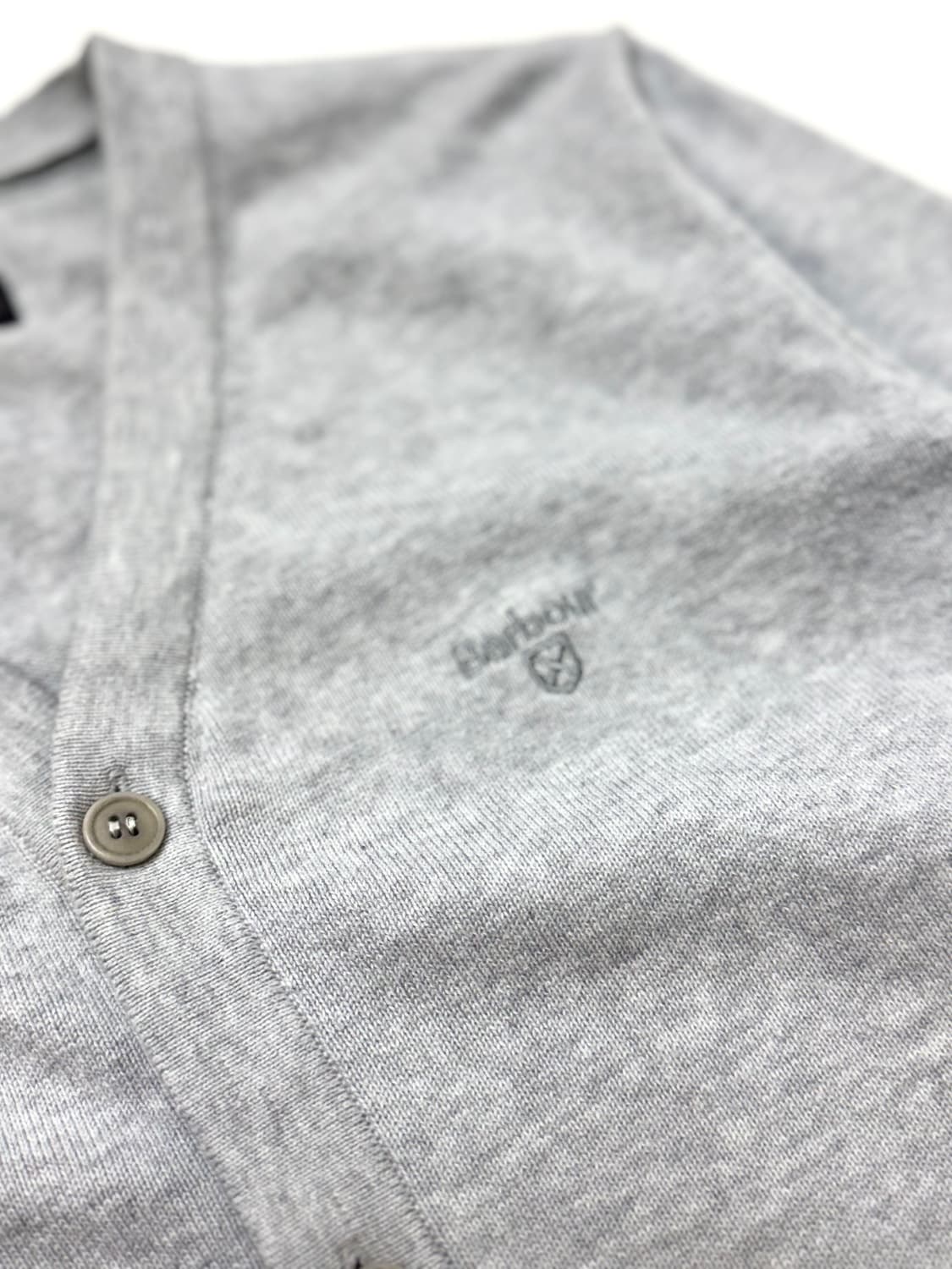 Barbour 바버 브이넥 그레이컬러 가디건 상품이미지3