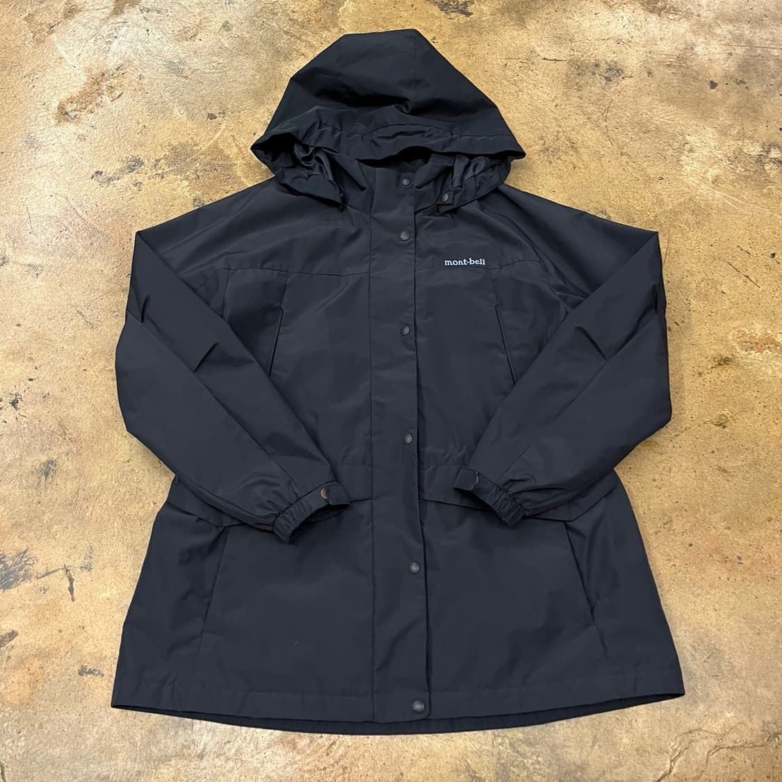 [정품/100] 몽벨 블랙 후드 바람막이 자켓 b16 상품이미지2
