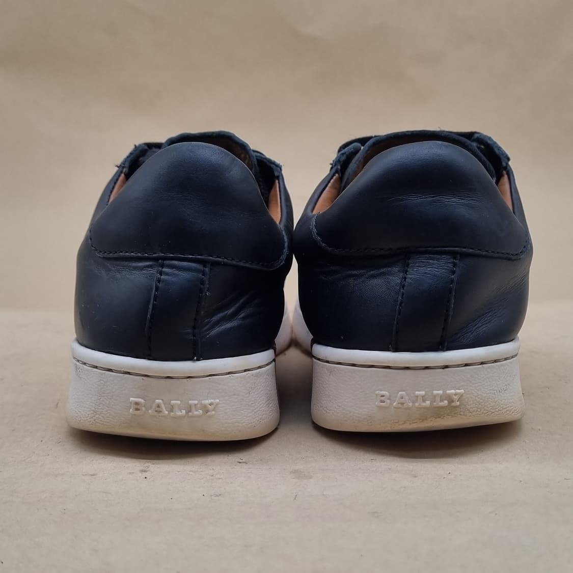 발리 시그니처 로고 스니커즈  230 상품이미지4