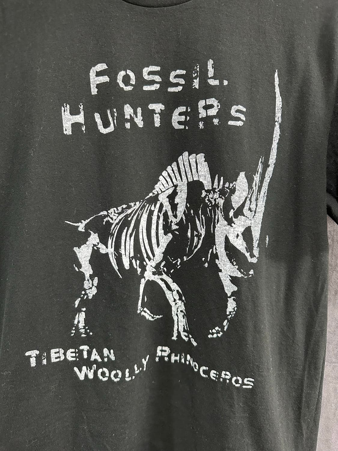 프린트스타 FOSSIL HUNTERS 티베트 털코뿔소 프린트 반팔티 M 상품이미지2