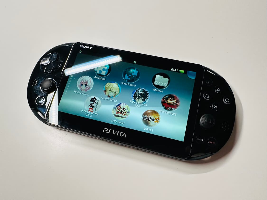 소니 PS VITA 2세대 피아노 블랙 256GB 완료 판매 (플스비타) 상품이미지6