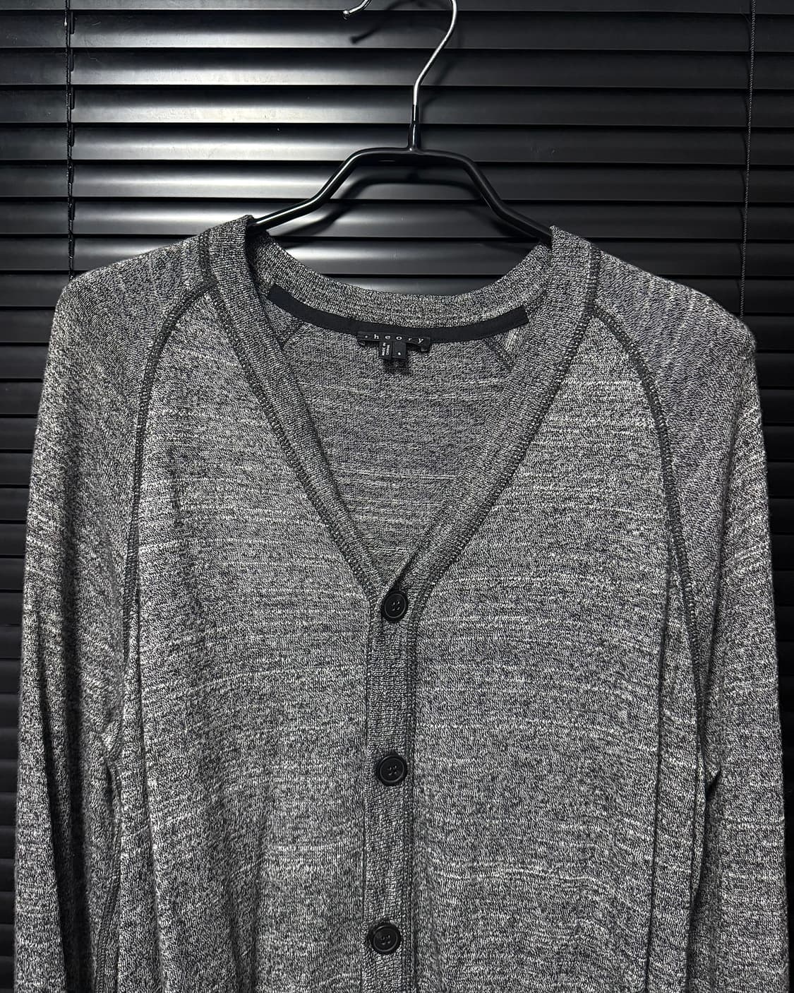 Theory 띠어리 모 앙고라 차콜 슬럽 그레이 스티치 보카시 가디건 S 상품이미지3