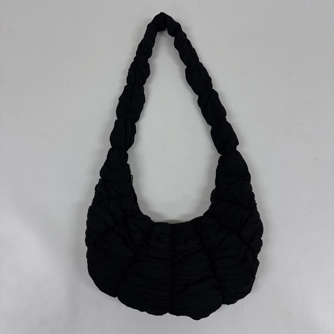 COS 코스 퀼팅 구름백 상품이미지4