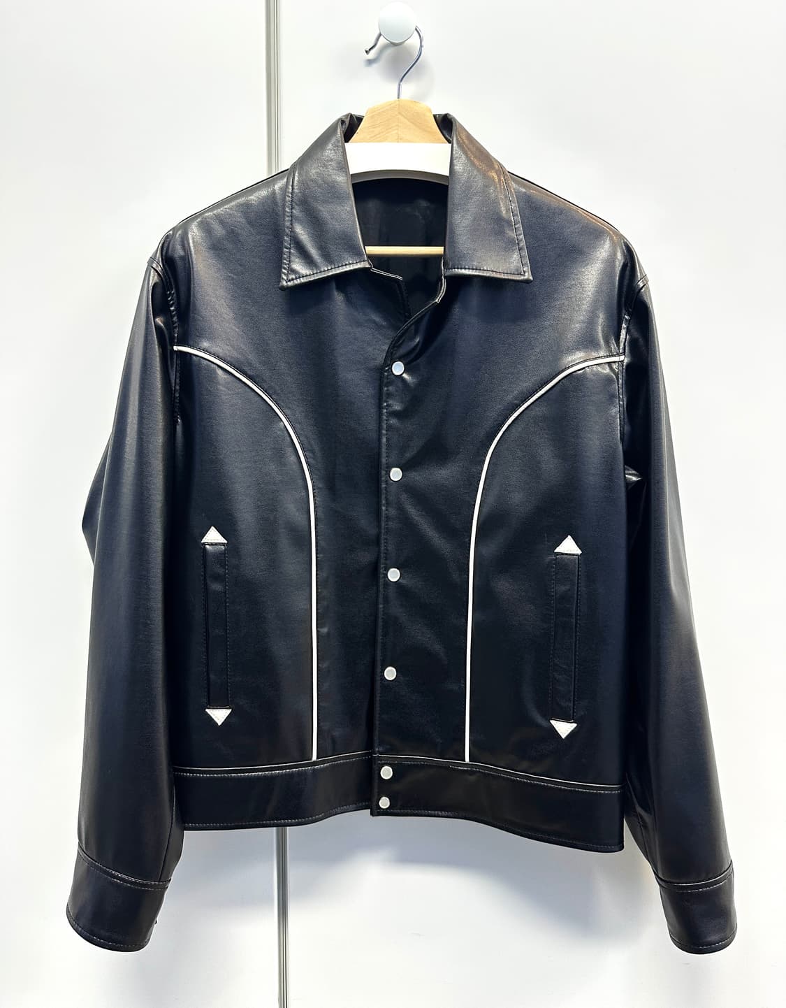 Youth 유스 블랙 faux 레더 자켓 민트급 (moon/M) 상품이미지9