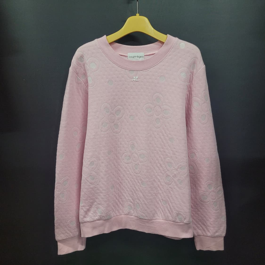 courreges 꾸레쥬 빈티지 아카이브 자수로고 맨투맨 딸기우유 상품이미지1