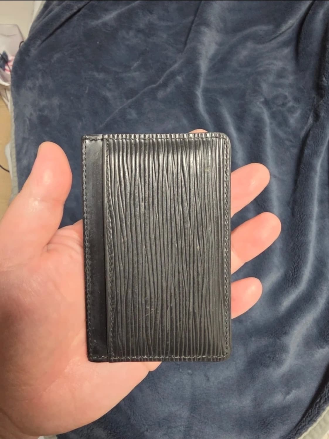 루이비통 에피 카드지갑 상품이미지3