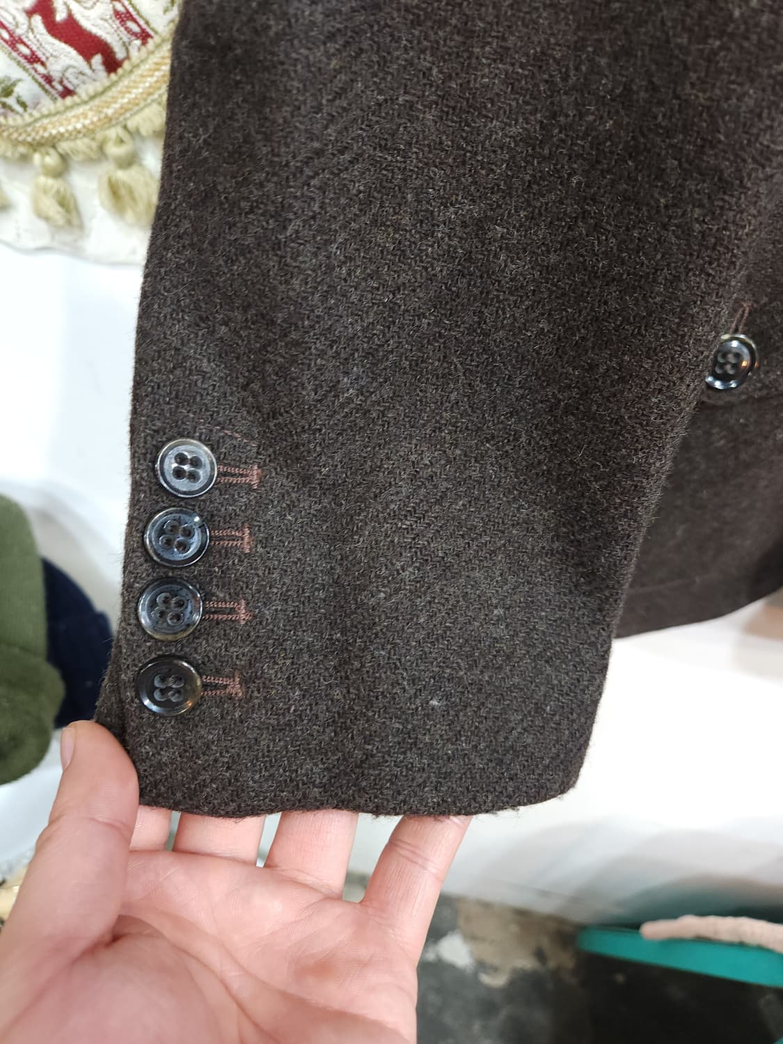 세인트 램버트 3버튼 울 블레이저

 상품이미지2