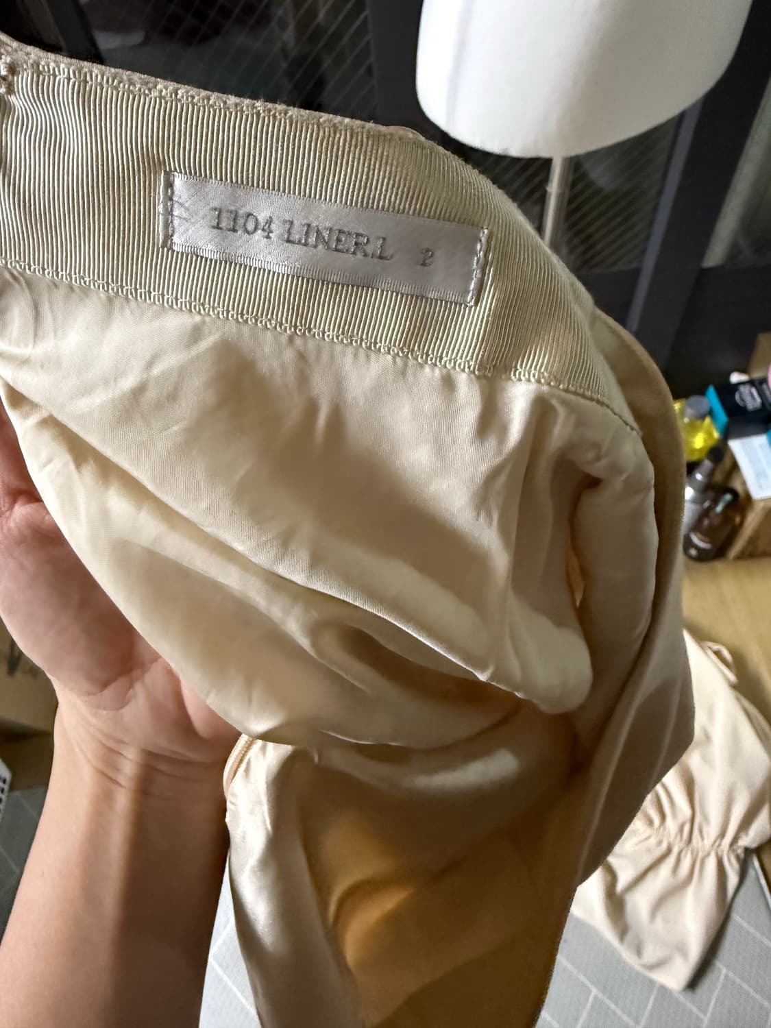 1104라이너 슈퍼린짱 아이보리 셔링 드레이프 셋업 상품이미지3