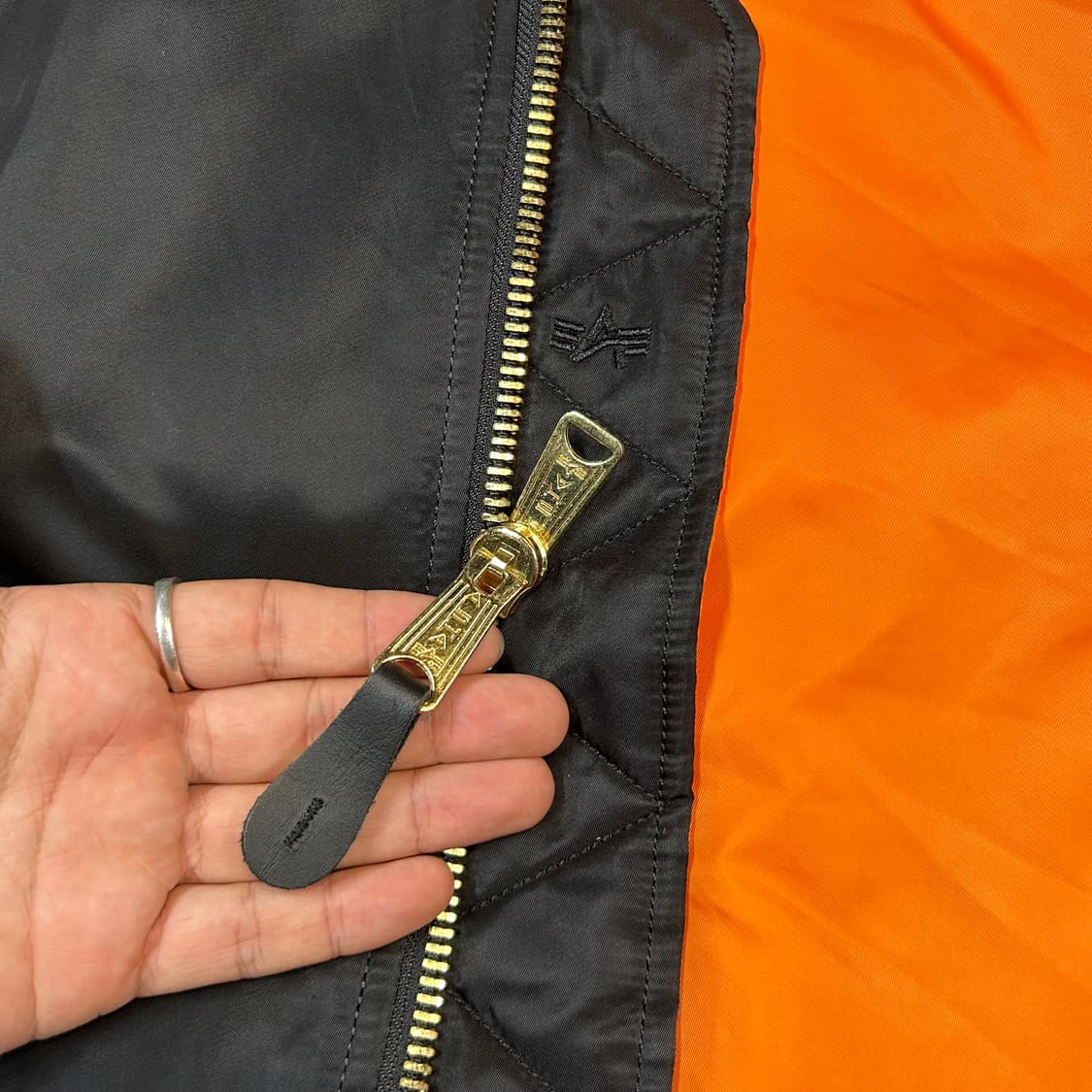 M) 알파인더스트리 MA-1 마원 항공점퍼 블랙 레귤러핏 상품이미지5