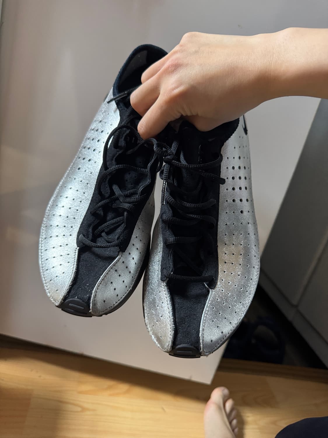 나이키 에어 슈퍼플라이 실버 275 상품이미지1