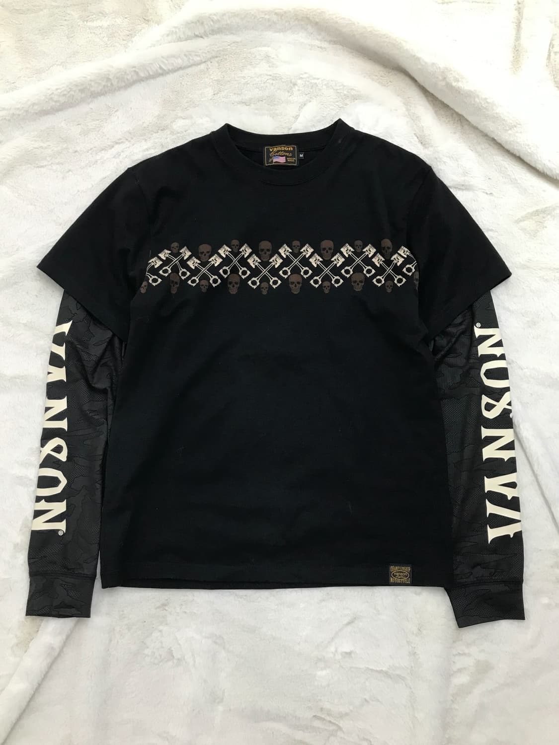 밴슨 레이어드 자수&카모 롱슬리브 상품이미지8