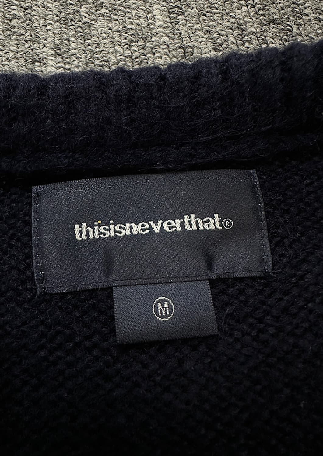 디스이즈네버댓 니트  상품이미지3