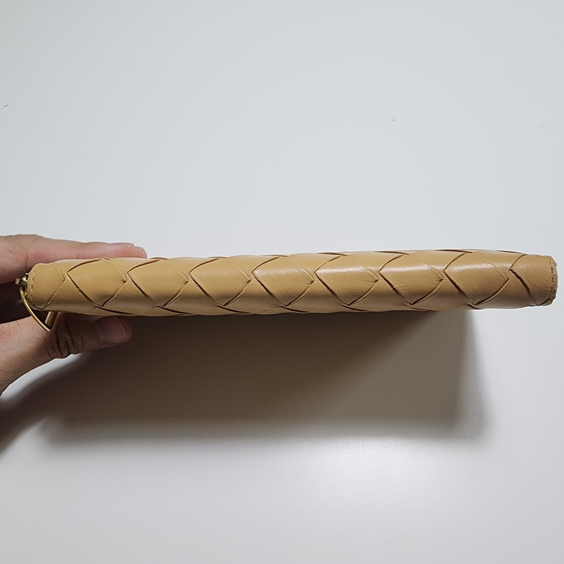 정품 보테가베네타 인트레치아토 지퍼 어라운드 장지갑 상품이미지3